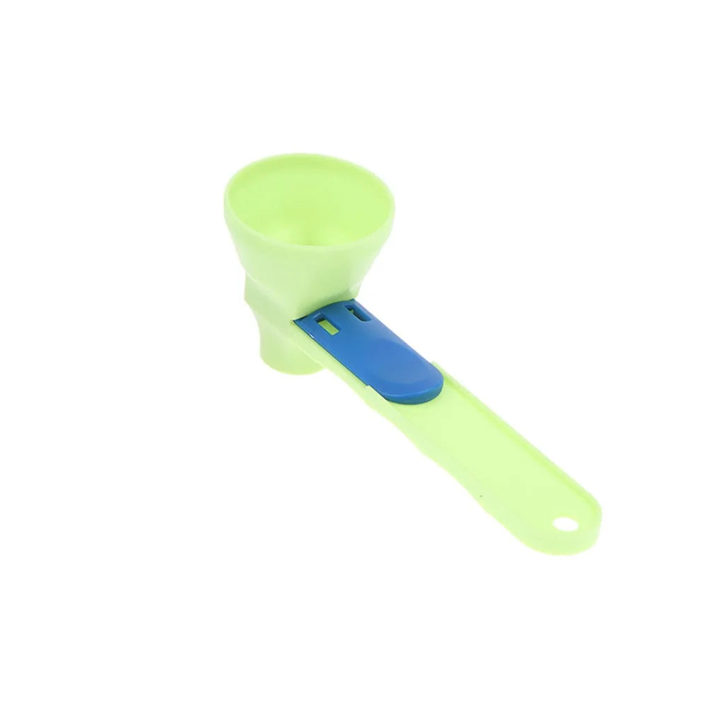 BariBlends Mess-Free Scoop Funnel